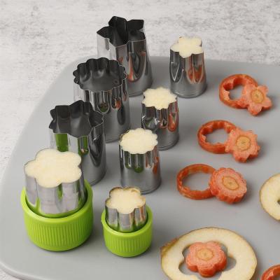 China New Sustainable 8pcs Household Kitchen Decorating Tools Set Stainless Steel Manual Cute Mini Fruit Cutter for sale