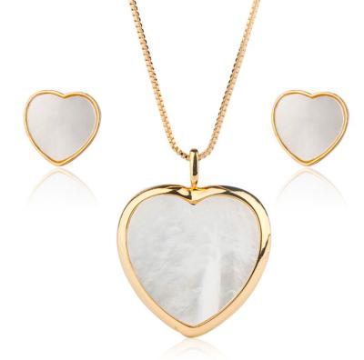 China No Fade Heart-Shaped Shell Pendant Earrings Set, Women's Two-Part Shell Jewelry Gift Set for sale