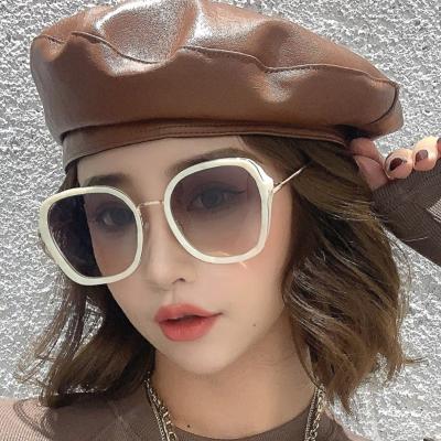 China High Quality Stylish Fashion Sunglasses Half Frame Metal Women Polarized Sunglasses for sale