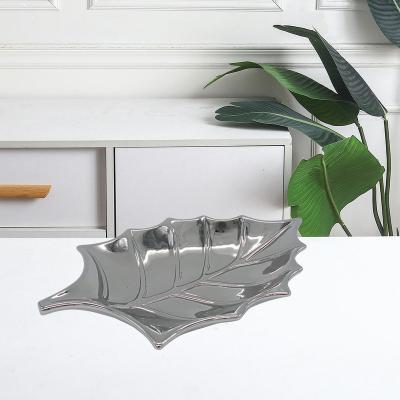 China Design Ceramic Dish Leaf Ceramic Tray For Christmas Home Party Decorative Accent for sale