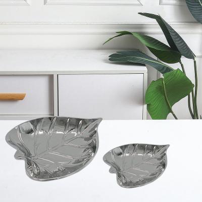 China Nordic Classic Design Dish Ceramic Leaf Decorative Dish For Christmas Items for sale