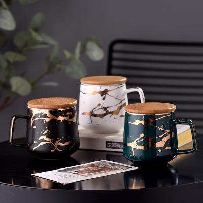 China Creative Nordic Creative Ceramic Coffee Glazed Mugs Tumbler Mugs Black Green Marble Gold Rim Sublimation Style Mugs With Wood Lid for sale