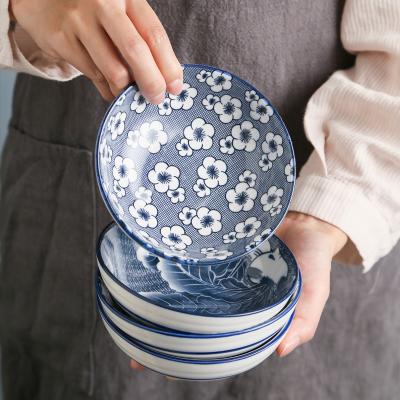 China Wholesale cheap small serving bowls japanese style viable ceramic round noodle bowl blue japese and white for kitchen porcelain beauty for sale