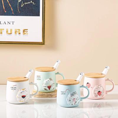 China One Piece Wholesale Viable Wooden Cat Coffee Mugs 3D Cartoon Cartoon Animal Mugs Ceramic Animal With Lid And Bamboo Spoon for sale