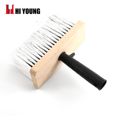 China Cheap Price White Ceiling Cleaning Brush PP Filament Wooden Base With Plastic Handle Ceiling Brush for sale