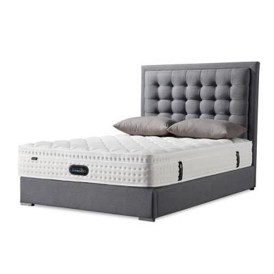 China Modern Tufted King Size Hotel Bed and Mattress Bedroom Bed Set for sale