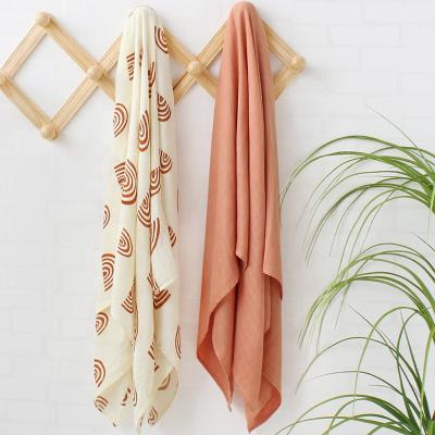 China Bamboo Compressed Cotton Double Layer Solid Color Muslin Newborn Baby Wrapping Blanket for sale