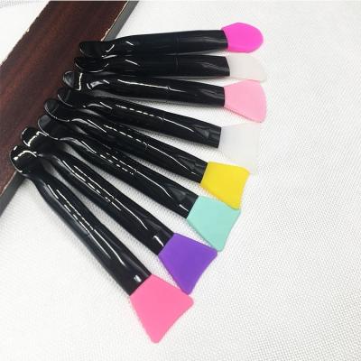 China Angular Blush Factory Silicone Mask Set Brush Single Two-Headed Private Label With Portable Scoop Mud Film Blending Tool Easy Cleaning for sale