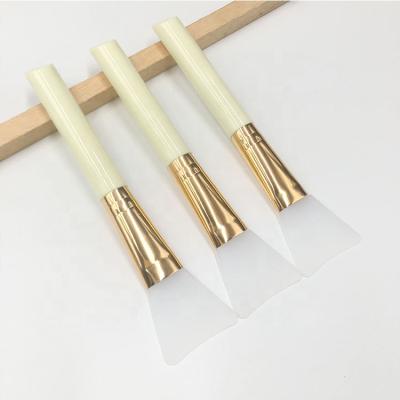 China Angular Blush Silicone Handle Gold Brush Custom Logo Aluminum Single Tube High Quality Soft Head Yellow Diagonal Brush for sale