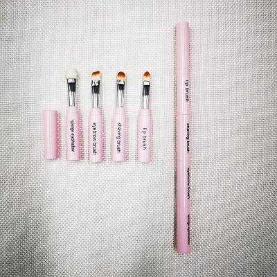 China Angular Blush 4 Mini Eye Brushes 4 Section Eyeshadow Brushes for Your First Beautiful Day for sale