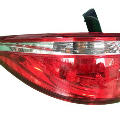 China Car Auto Parts Injection Molding OEM Plastic Custom Lamp Auto Light Plastic Mold for sale