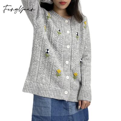 China OEM Autumn Winter Sweater Women Custom Anti-wrinkle Cardigan Knit Sweater for sale