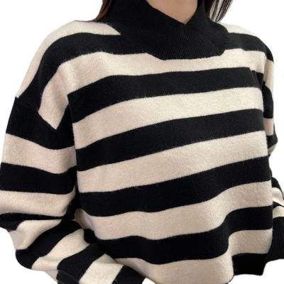 China Professional Manufacturer Anti-Wrinkle Wool Round Neck Loose Black And White Striped Womens Ladies Long Sleeve Sweaters for sale