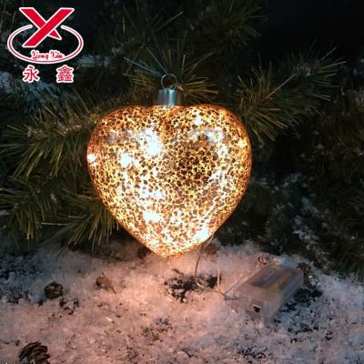 China Christmas Decoration Supplies Blown Glass Hearts Led Light Glass Ornament for sale