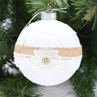 China New Design China Lace Decorative Christmas Glass Ball For Christmas Decorations for sale