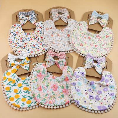 China Latest Design Fashionable Lace Burp Cloth Bibs Reversible Baby Feeding Bibs And Floral Headband Set for sale