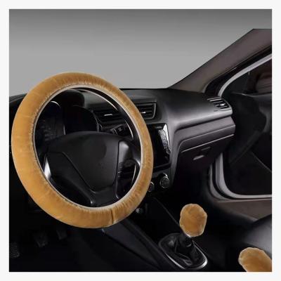 China Perfectly Fit Fur Steering Wheel Cover Exquisite Hand-stitched Hand-stitched Steering Wheel Cover for sale