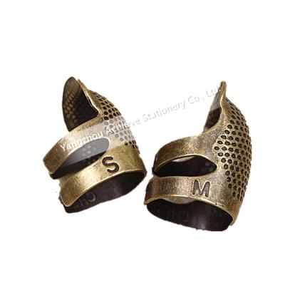 China Wholesale Practical Antique Finger Tool Metal Dies Brass Protector Sewing Sewing Accessories for sale