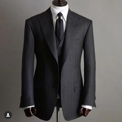 China Anti-wrinkle stripe classic design tailored suit for men for sale