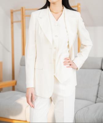 China Anti-wrinkle ladies classic white lapel 2 buttons simple suit with waistcoat for sale