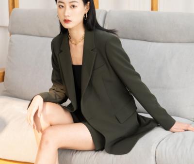 China Anti-wrinkle fashion ladies army green short business suit in 2023 for sale