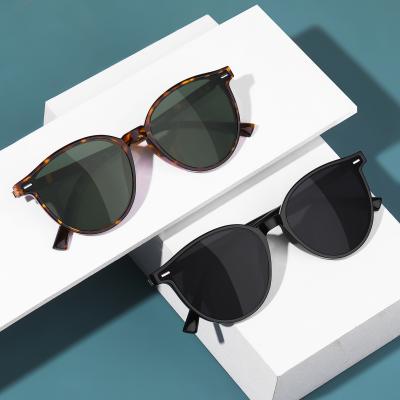 China Fashion Sunglasses 2022 High Quality Polarized Sun Glasses Men Vintage Retro Round Sun Glasses For Women for sale