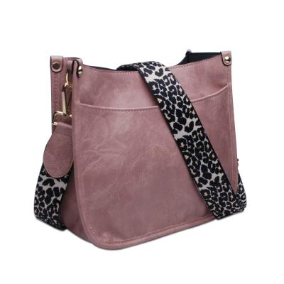 China Retro REWIN Waterproof Vegan PU Leather Messenger Bag For Women Leopard Cross - Body Crossbody Purse Handbag for sale