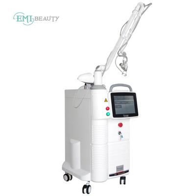 China Pigment Removal Good Selling 60w 10600um Vertical CO2 Fractional Laser Machine For Scar Removal for sale