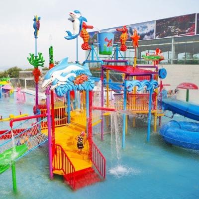 China Large Capacity Garden Splash Water Playground With Children Water Slide for sale