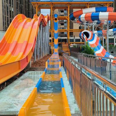 China Extreme Speed Glijbaan Glasvezel Waterpark Rides Te koop