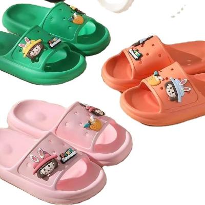 China Beach Shoes 2023 Bathroom Cloud Anti-slip Thick Bottom Slippers Man And Woman Sandals Shape EVA Indoor Slide Home Cute Soft Bottom Slippers for sale