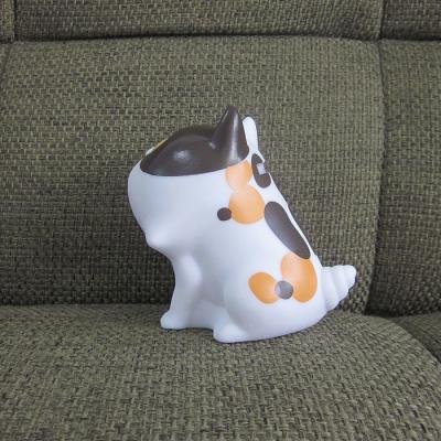 China Shenzhen cartoon mini cat vinyl money bank, coin box toys for saving coines or decoration. for sale