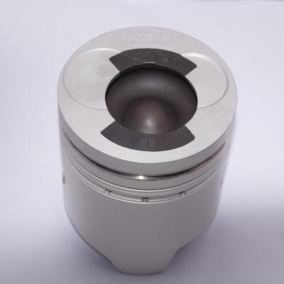 Cina JCAR piston 6D24-3AT ME152652 diesel engine parts in vendita