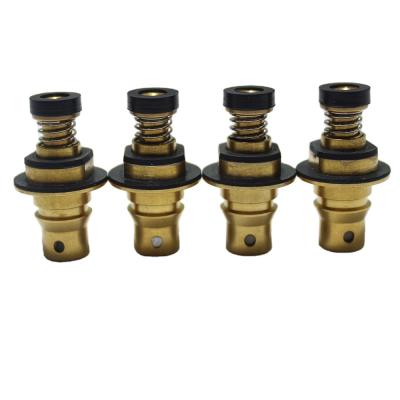 Chine Nozzles KE750/KE760 Nozzle 203 ASSMBL 8.5/5.0 E3553-721-0A0 High Pressure Injector Nozzle Manufacture à vendre