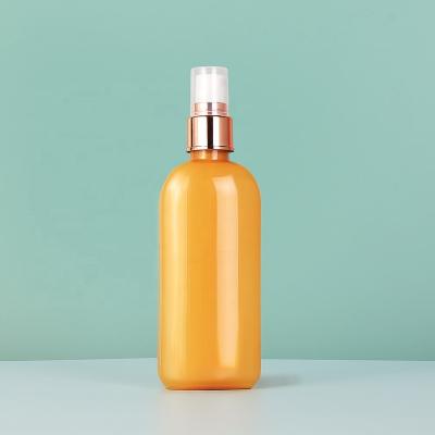 Chine 100 ml bouteilles de parfum cosmétique désinfectant pour les mains pour le corps Bouteille de spray de luxe jaune plat en plastique vide à vendre