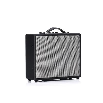 China Cheap Price Finely Processed Portable Slot Amplifier AMP-25 Electric Guitar Speaker AMP-25 for sale