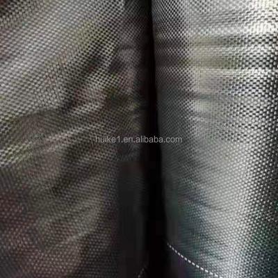 China Agricultural or garden used for weed mat and black weed contract fabric weed barrier weed cover ground cover anti-weed fabric weed mat ground cover in roll for greenhouse of garden for sale