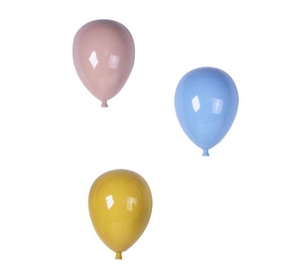 China Modern Home Decoration China Style Ceramic Balloon Ornaments for sale