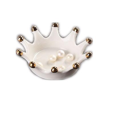 China Eco - Friendly White Porcelain Ring Dish Gold Crown Shaped Ceramic Jewelry Holder for sale