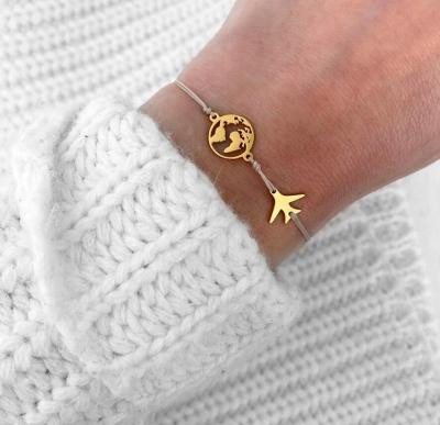 China 2021 TRENDY Hot Selling Travel Oriented Charm World Map Airplane Wanderlust Jewelry Custom Stainless Steel Word Bracelet for sale