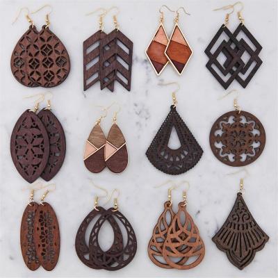 China CLASSIQUE 2020 Custom Hot Selling French Hook Wires Vintage Wooden Earrings Collection For Women for sale