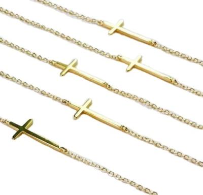 China FASHIONABLE Custom Female Side Cross Necklace Girls Stainless Steel Faith Cross Pendant Horizontal Necklace for sale