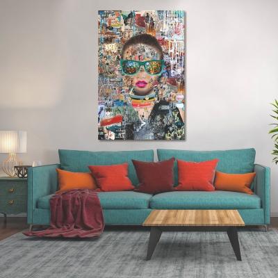 China Modern Post Girl Color Art Glass Wall Port Sun Glass For Living Room Hotel Decoration Ready To Hang for sale