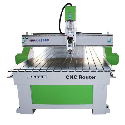 China Woodworking furniture making MDF cutting CNC wood router machine 1325 for sale for sale