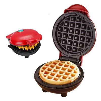 China Electric Mini Waffle Maker Innovation Small Nonstick Cooking Surface Nonstick Surface With Design for sale