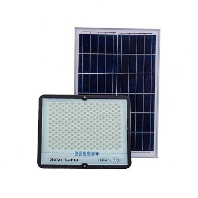 China 400w Garden Smart Flood Light Lamp Remote Rechargeable Solar Lighting 50w 100w 200w 300w Solar Flood Light for sale