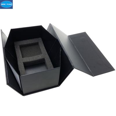 China Disposable Luxury Black Magnetic Box Flat Pack Rigid Gift Box for sale