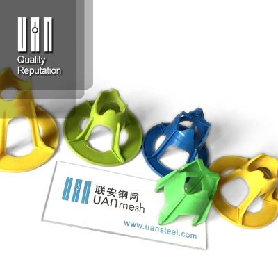 China Slab 7590 Sog Mesh Plastic Concrete Plastic Rebar Chair Spacer for sale