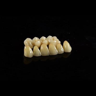 China Coronha dental de zircônio de cerâmica forte personalizada à venda