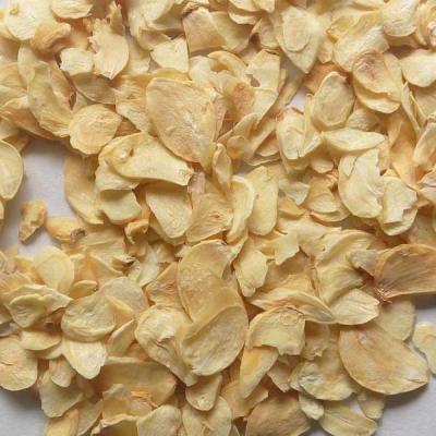 China Dried dehydrated garlic slice, garlic flake, garlic powder for sale